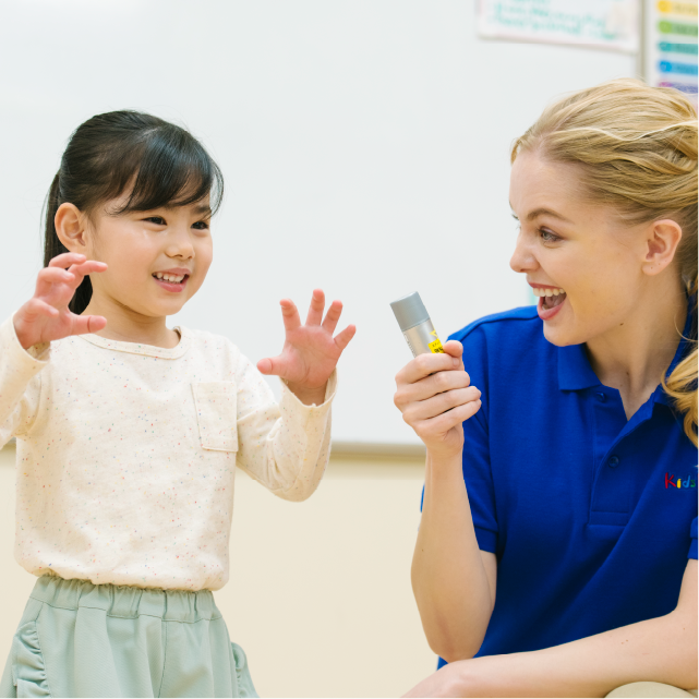 様々なシーンに対応する語彙力とコミュニケーション力