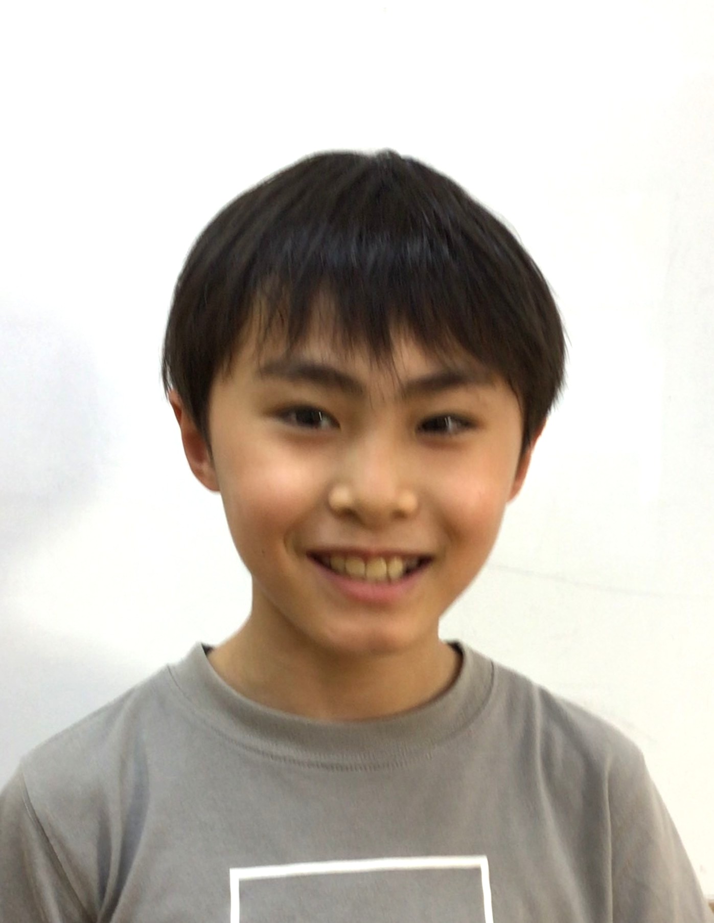 T君