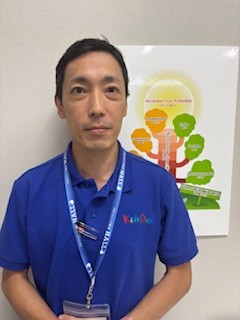 持吉先生